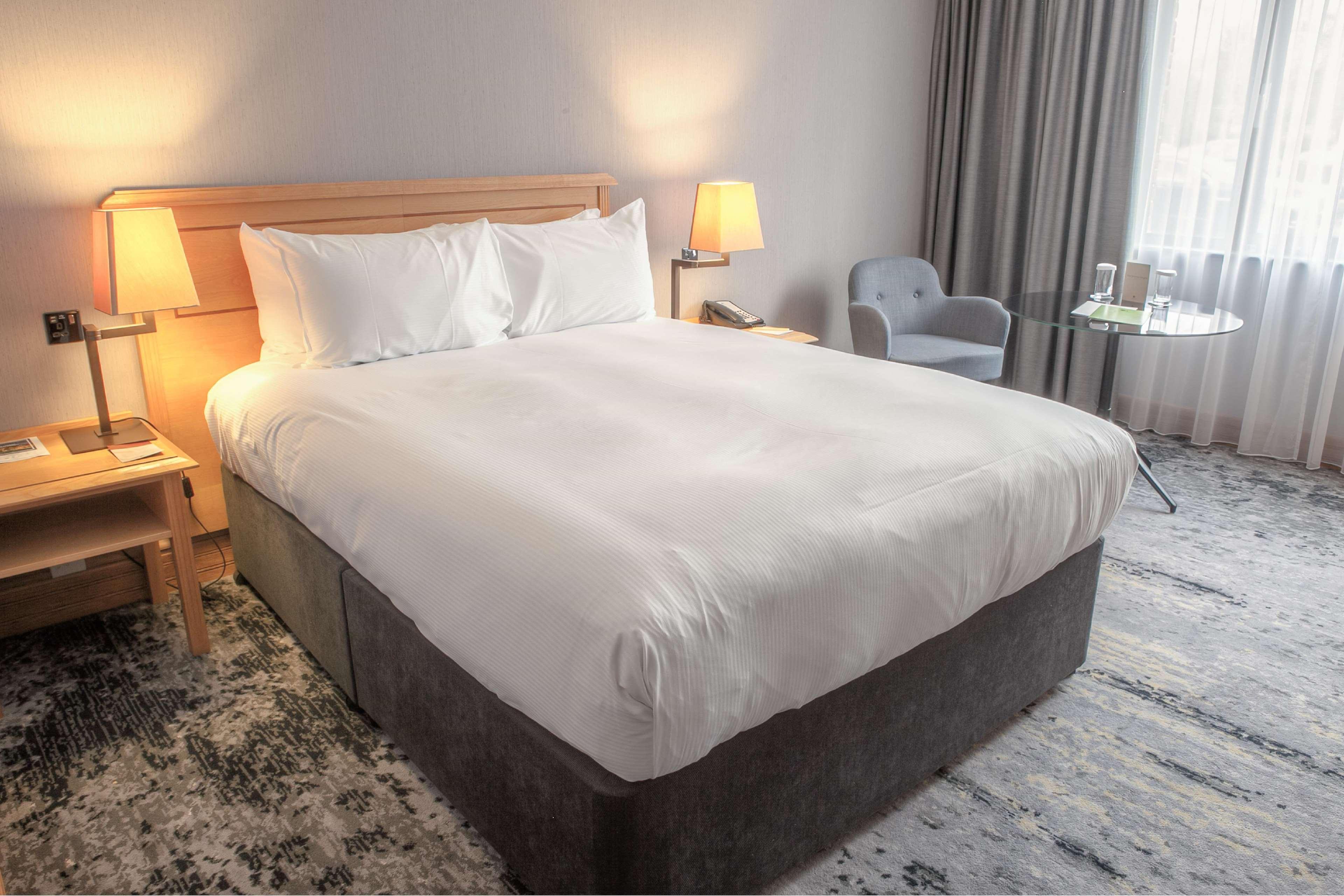 Doubletree By Hilton Swindon Hotel Luaran gambar