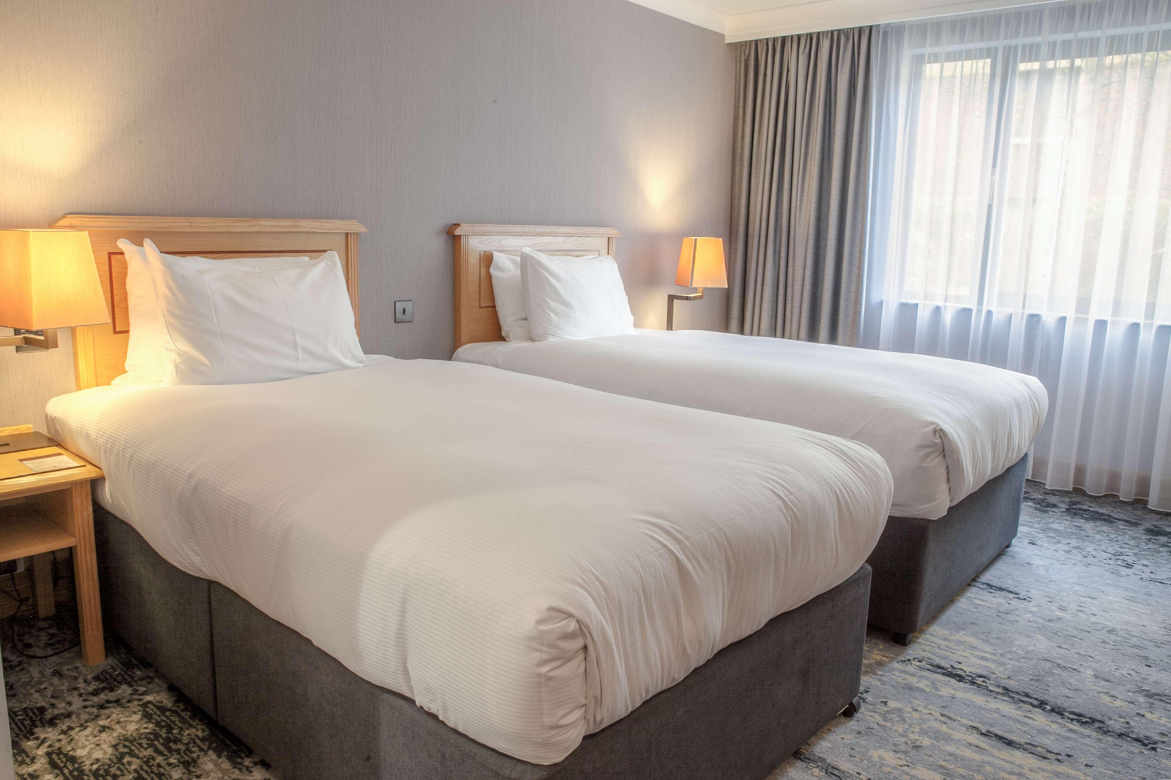 Doubletree By Hilton Swindon Hotel Luaran gambar