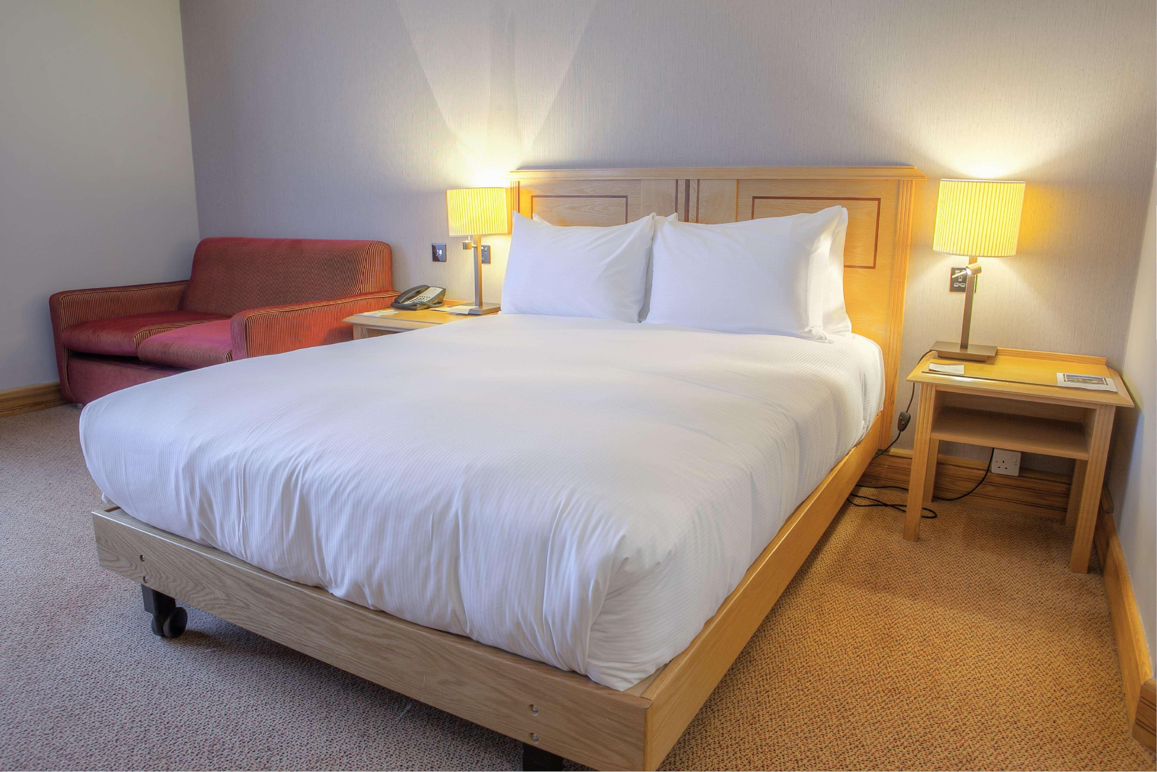 Doubletree By Hilton Swindon Hotel Luaran gambar