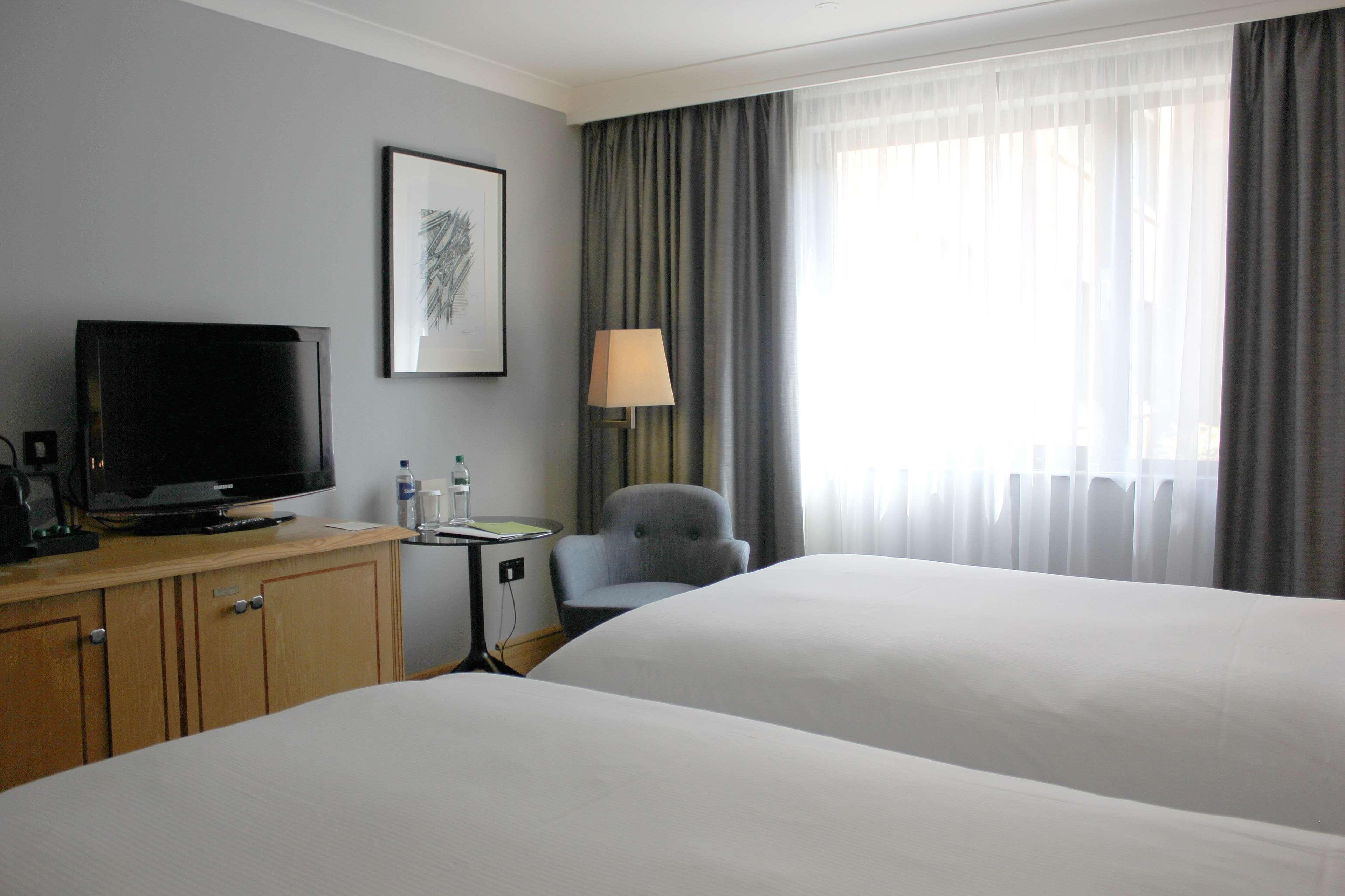 Doubletree By Hilton Swindon Hotel Luaran gambar