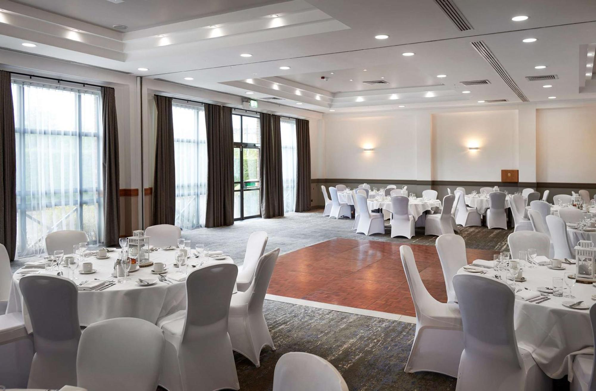 Doubletree By Hilton Swindon Hotel Luaran gambar