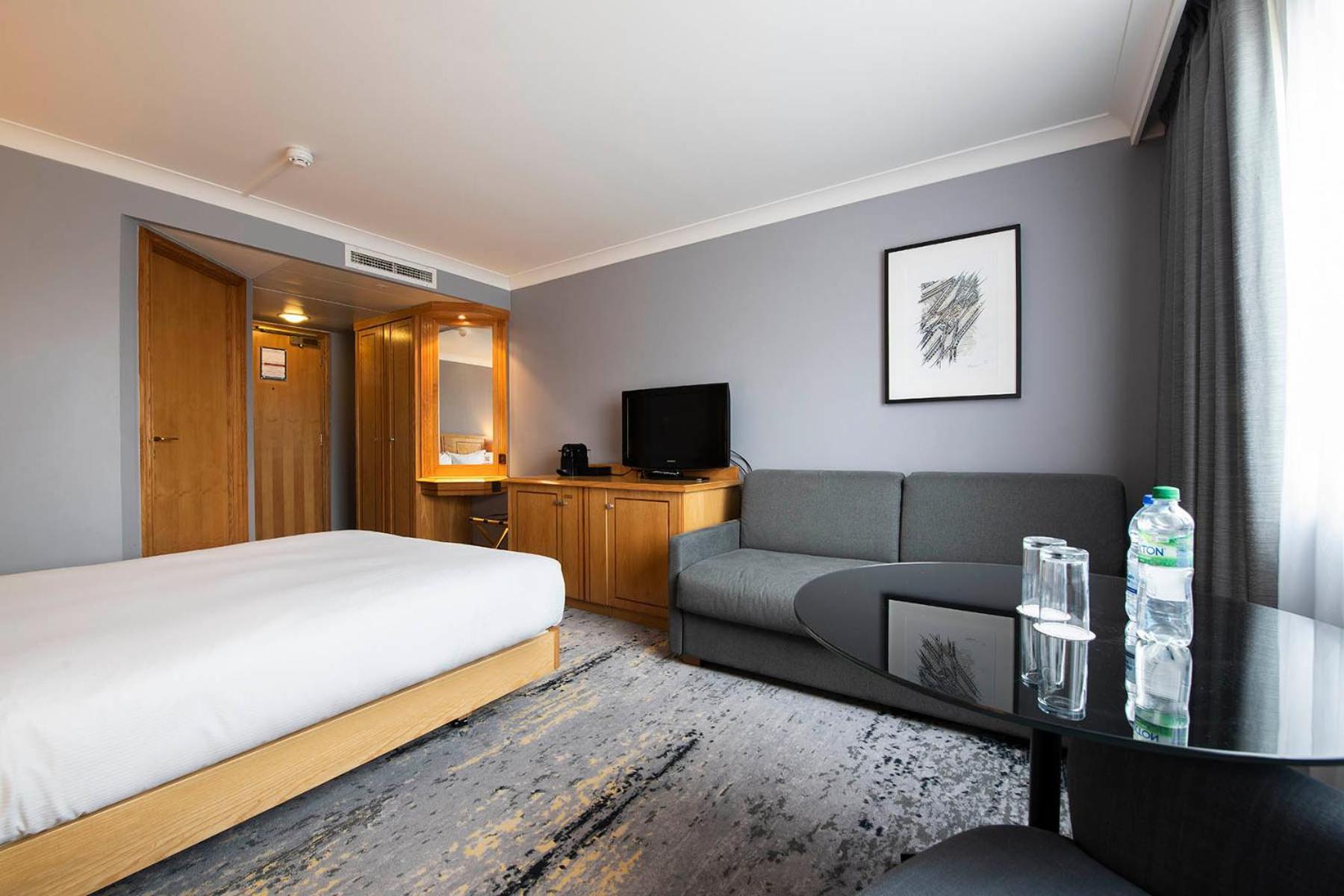 Doubletree By Hilton Swindon Hotel Luaran gambar