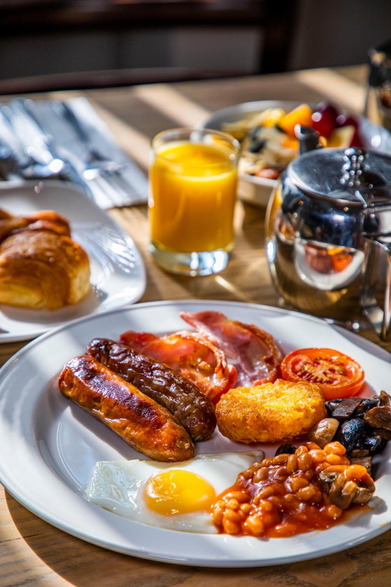 Doubletree By Hilton Swindon Hotel Luaran gambar