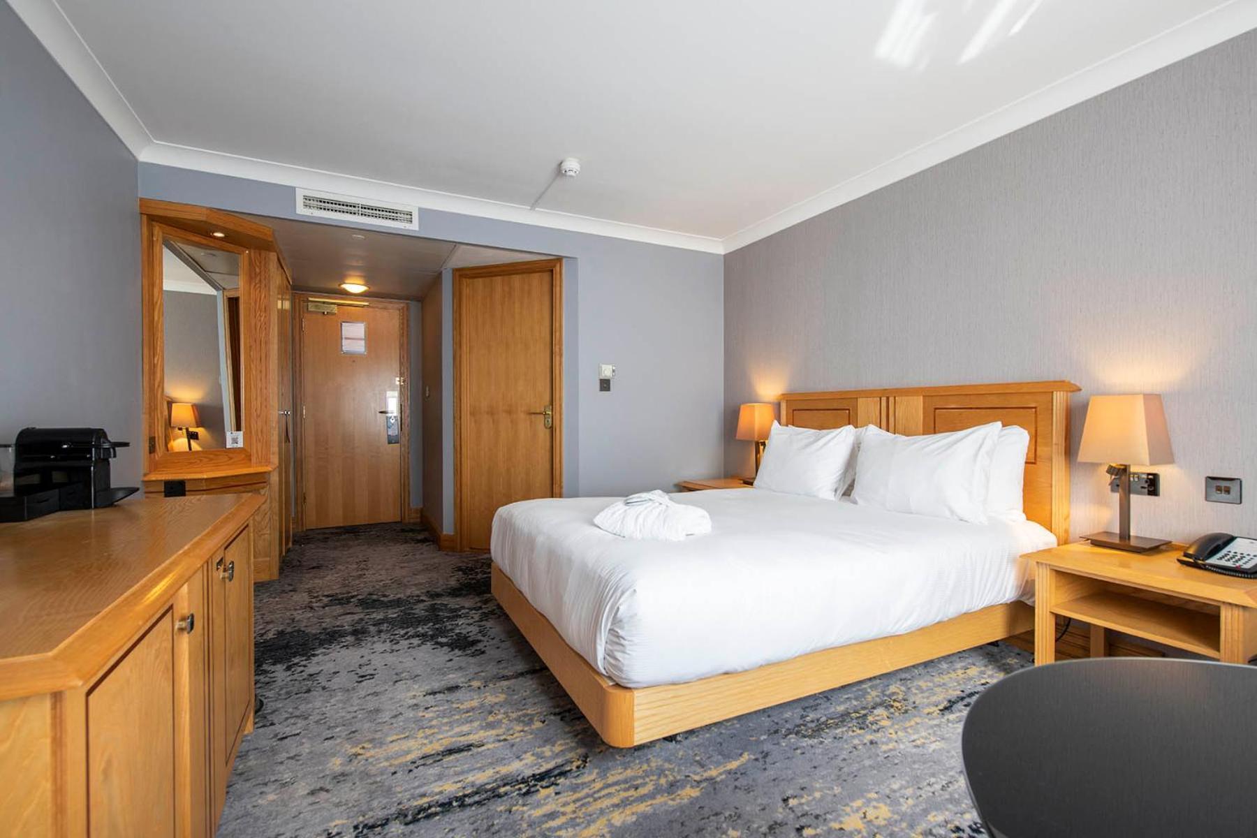 Doubletree By Hilton Swindon Hotel Luaran gambar