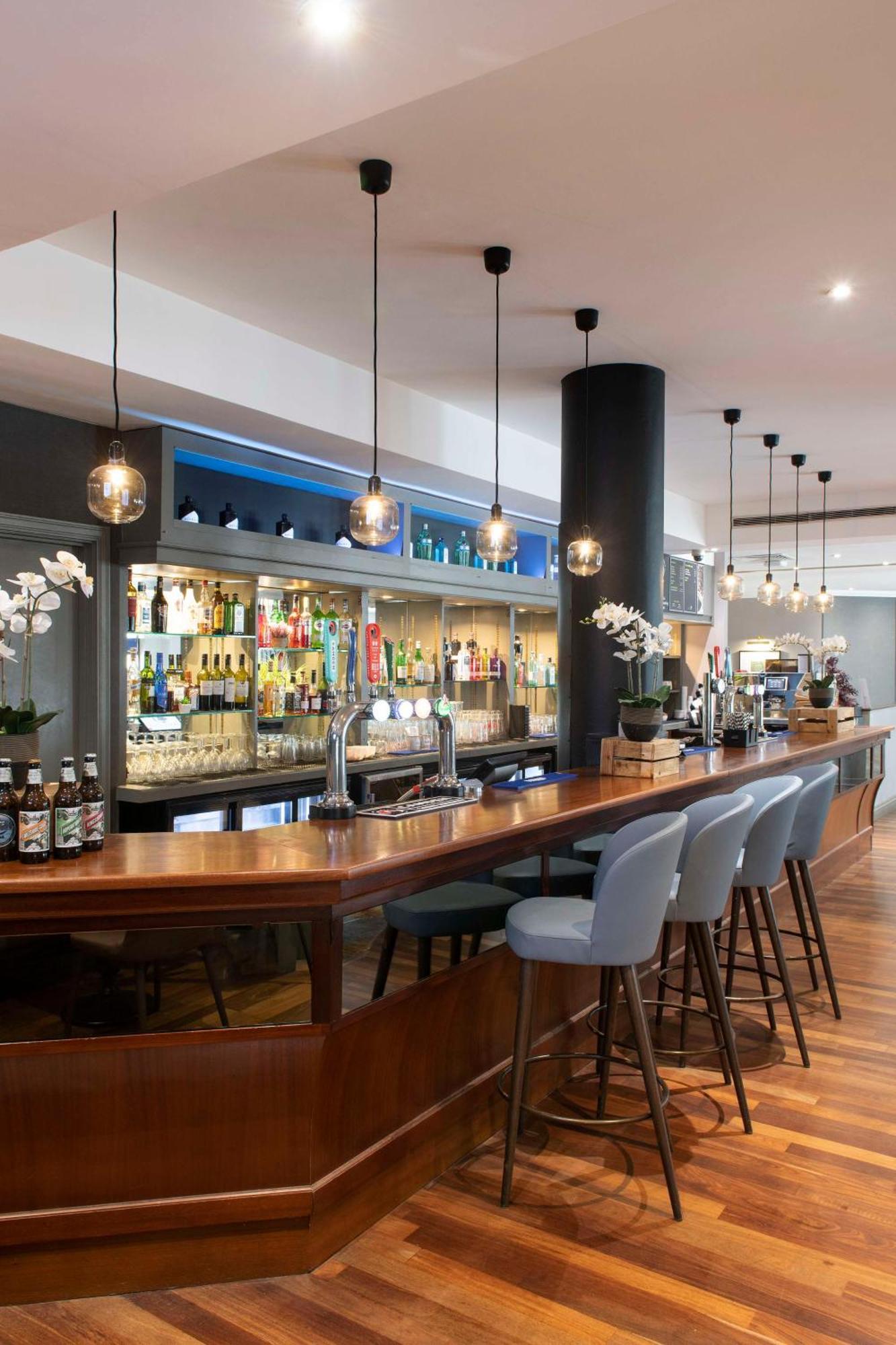 Doubletree By Hilton Swindon Hotel Luaran gambar