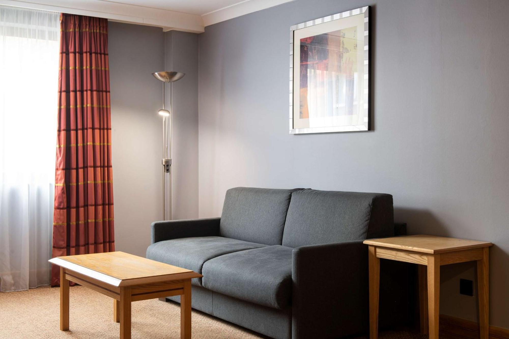 Doubletree By Hilton Swindon Hotel Luaran gambar