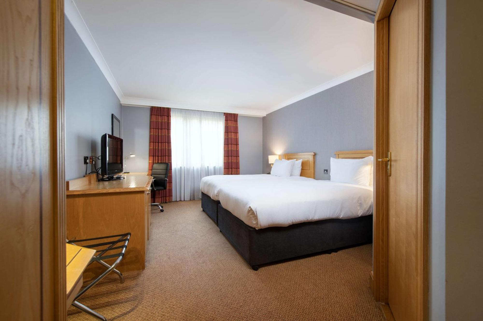 Doubletree By Hilton Swindon Hotel Luaran gambar