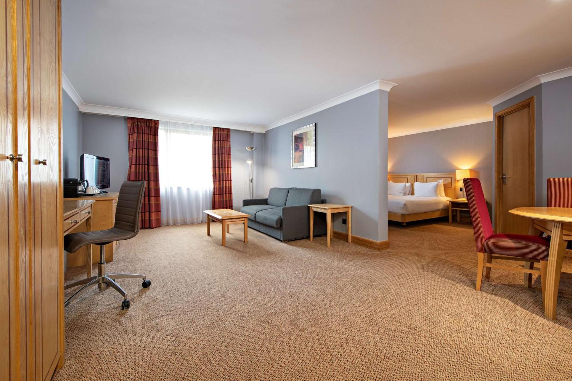 Doubletree By Hilton Swindon Hotel Luaran gambar